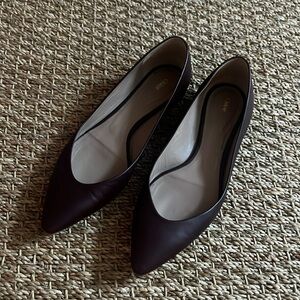 Chloe burgundy pointy toe flats Sz 39